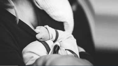 गर्भवती आणि स्तनदा मातांसाठी COVID-19 Vaccine सुरक्षित; दुधात लसीचा अंश आढळत नसल्याचे अभ्यासातून समोर