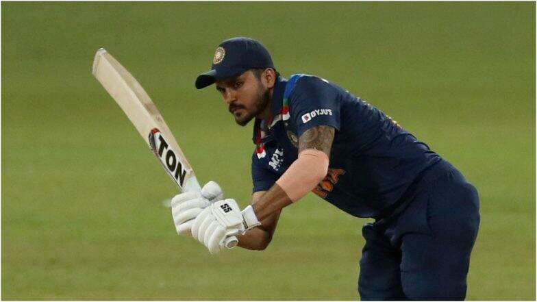 IND vs SL 2nd ODI 2021: दुर्दैवच! Manish Pandey याला असे धावबाद करून श्रीलंकन गोलंदाजाने धाडलं माघारी