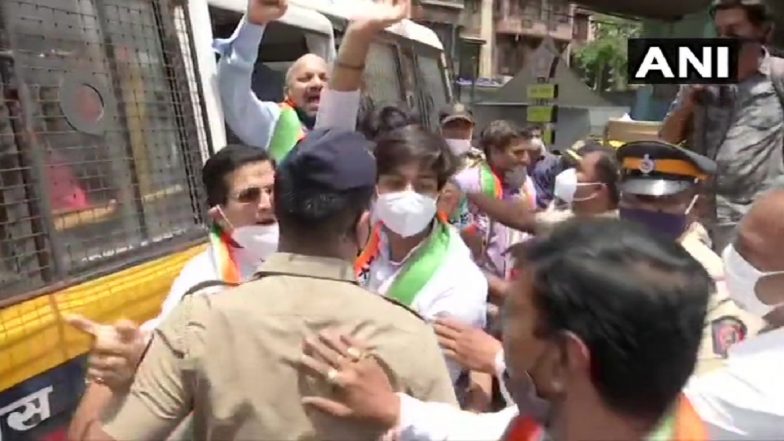 मुंबई, पुण्यात LPG दरवाढी विरोधात आंदोलन करणारे राष्ट्रवादी काँग्रेसचे कार्यकर्ते पोलिसांच्या ताब्यात