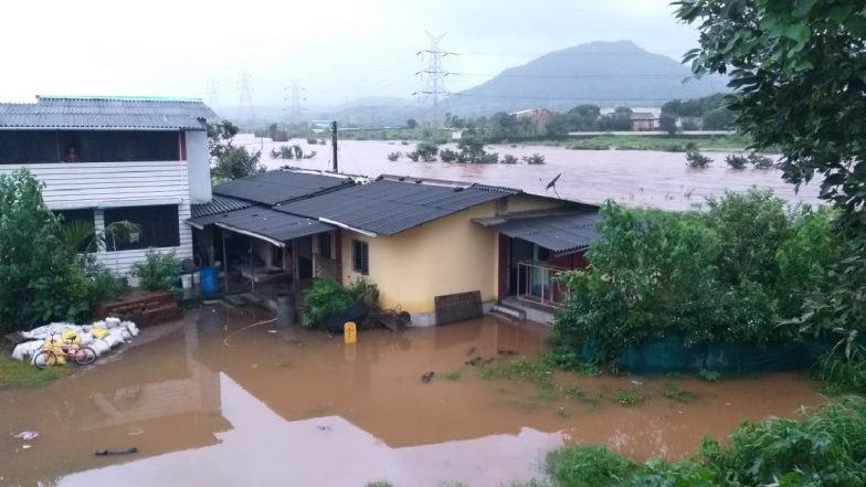 Maharashtra Rains Updates: रायगड जिल्ह्यात पाच ठार,  महाड शहराला पुराचा वेढा, कोल्हापूर, सांगलीसह अनेक ठिकाणी नद्यांनी ओलांडली धोक्याची पाणीपातळी, पाहा महाराष्ट्रातील पर्जन्यस्थिती