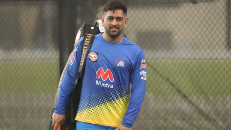 IPL मधून निवृत्तीवर MS Dhoni ने लावला फुल-स्टॉप, म्हणाला; “पुढच्या हंगामात तुम्ही मला पिवळ्या रंगात...”