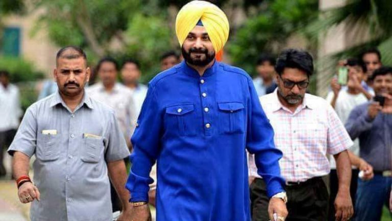 Punjab Elections 2022: पंजाब काँग्रेस अध्यक्ष Navjot Singh Sidhu परभूत, अमृतसर पूर्व मतदारसंघातून नाही ठोकू शकले विजयासाठी टाळी