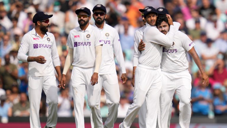 IND vs ENG 4th Test Day 5: इंग्लंडला मोठा झटका, ठाकूरने Joe Root ला धाडलं माघारी; भारताचे विजयाच्या दिशेने एक पाऊल पुढे