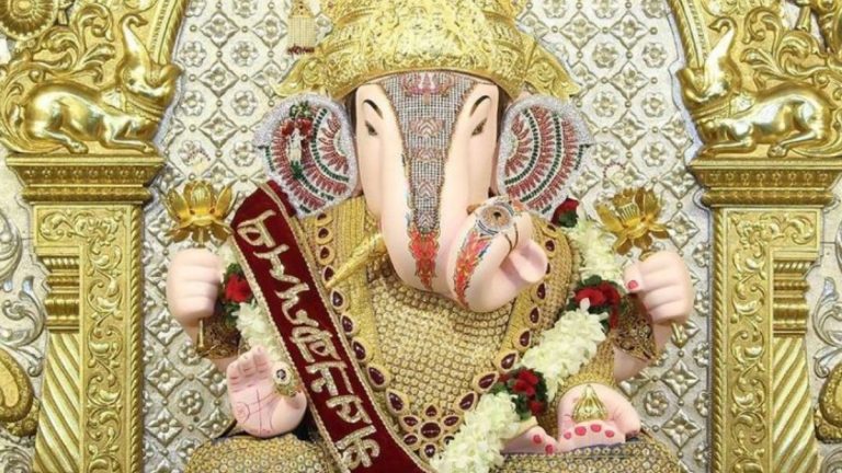 Dagduseth Pattern For Ganeshotsav 2021: पुण्यात गणेशोत्सवादरम्यान दगडूशेठ गणपतीच्या दर्शनाला गर्दी टाळण्यासाठी ट्राफिक डायव्हर्जन; जवळचे रस्ते झाले 'वॉकिंग लेन'!