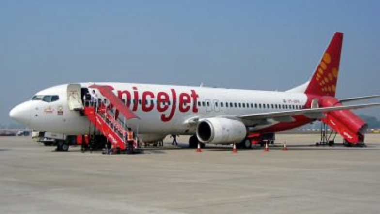 विमान प्रवाशांसाठी खुशखबर! SpiceJet फक्त 1,122 रुपयांमध्ये देत ​​आहे विमान प्रवासाची संधी, घ्या जाणुन