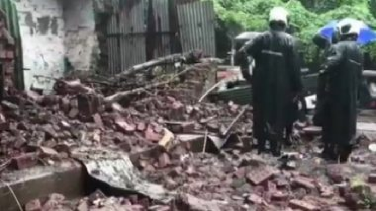 House Collapsed in Antop Hill: अँन्टॉप हिल येथे घर कोसळले, 9 जणांची सुटका करण्यात आली असून रुग्णालयात दाखल