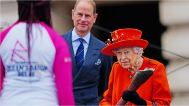 Birmingham 2022: ब्रिटनची राणी Elizabeth द्वितीयने बर्मिंघम राष्ट्रकुल क्रीडा स्पर्धेच्या बॅटन रिलेची केली सुरुवात