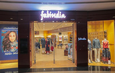 Fabindia कडून दिवाळीनिमित्त सुरु केलेल्या 'जश्न- ए-रिवाज' कॅम्पेनवरुन वाद