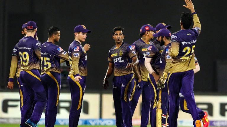 IPL 2021, KKR vs DC Qualifier 2: दिल्ली फलंदाजांची हाराकिरी; कोलकातापुढे अवघे 136 धावांचे टार्गेट