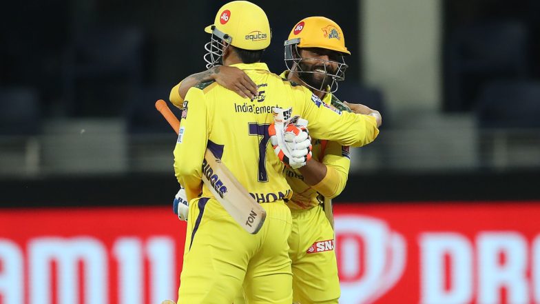 CSK vs KKR, IPL 2022: चेन्नईची फलंदाजी गडगडली, रसेलने शिवम दुबे याला दाखवला पॅव्हिलियनचा रस्ता; MS Dhoni मैदानात