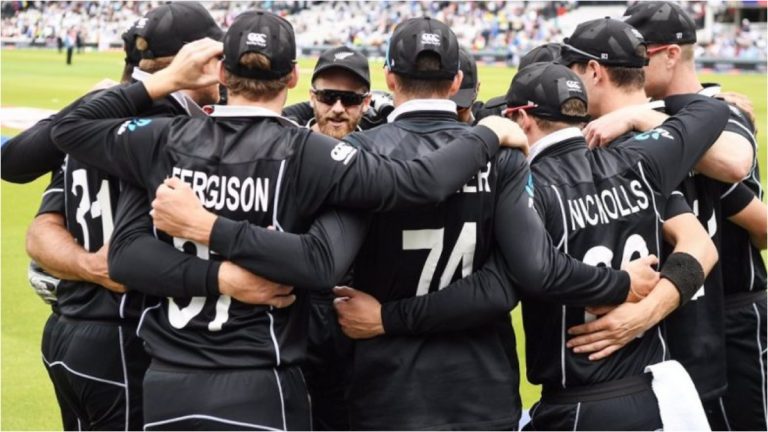 ENG vs NZ, ICC T20 WC 2021 Semi-Final: पॉवरप्लेमध्ये इंग्लंडला पहिला धक्का; जॉनी बेअरस्टो 13 धावा करून परतला!