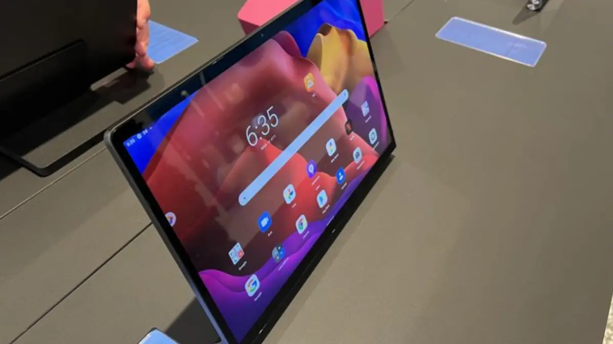 Lenovo चा पहिला 5G टॅबलेट लॉन्च, युजर्सला मिळणार 10.3 इंचाच्या डिस्प्लेस 7500mAh ची बॅटरी
