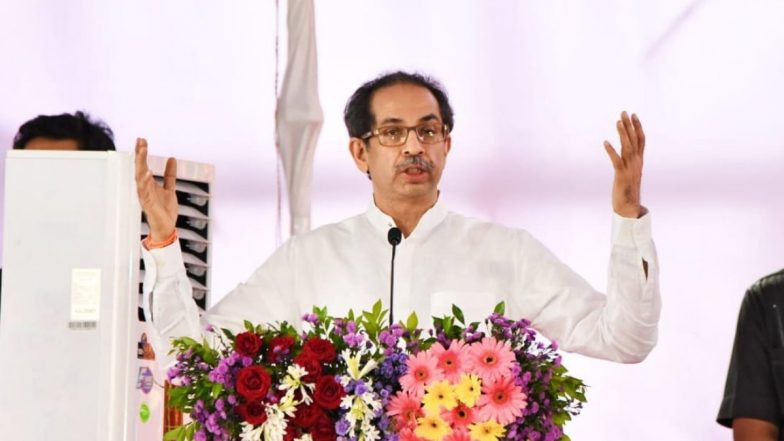 CM Meets State Legislature: हिवाळी अधिवेशनापूर्वी मुख्यमंत्री उद्धव ठाकरेंनी घेतली राज्य विधिमंडळाची भेट