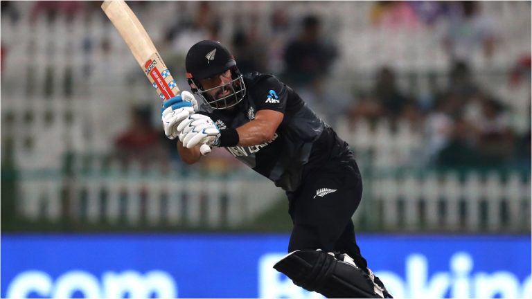 IND vs NZ 1st T20I: पहिल्या षटकात न्यूझीलंडचा गडी माघारी, Daryl Mitchell शून्यावर आऊट