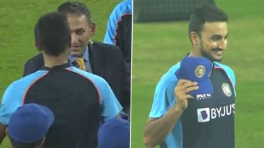IND vs NZ 2nd T20I: किवींविरुद्ध टीम इंडियाने तगडा  गोलंदाज उतरवला मैदानात, माजी दिग्गज क्रिकेटपटूने दिली डेब्यू कॅप, पहा Video