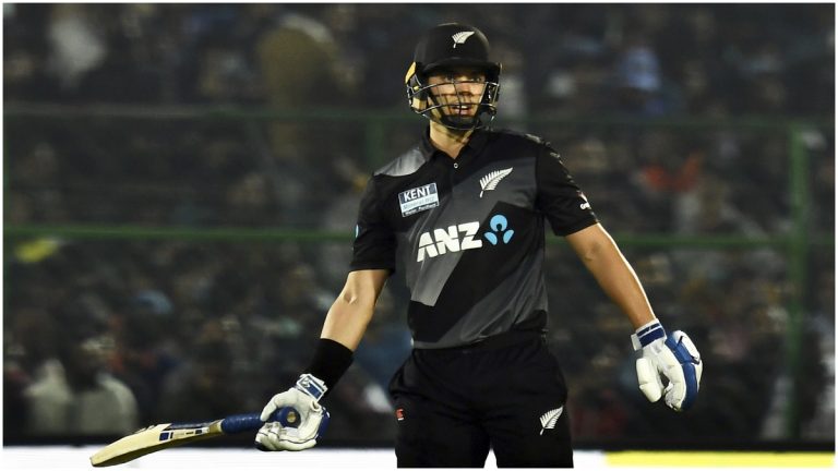 IND vs NZ 1st T20I 2021: भारताविरुद्ध तळपली Mark Chapman याची बॅट, दोन देशांकडून खेळत टी-20 मदर असा पराक्रम करणारा बनला पहिलाच क्रिकेटर