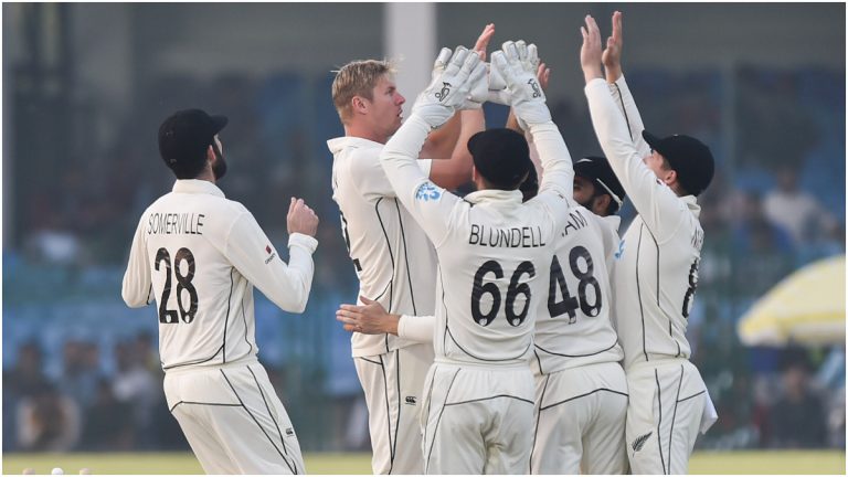 IND vs NZ 1st Test Day 4: भारताचा दुसरा गडी माघारी, Kyle Jamieson ने चेतेश्वर पुजाराला 22 धावांवर दाखवला पॅव्हिलियनचा रस्ता