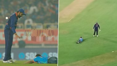 IND vs NZ 2nd T20 2021: सुरक्षारक्षकांना चकमा देत रोहित शर्माचा चाहता मैदानात घुसला, ‘हिटमॅन’च्या पाया पडला, पहा व्हिडिओ