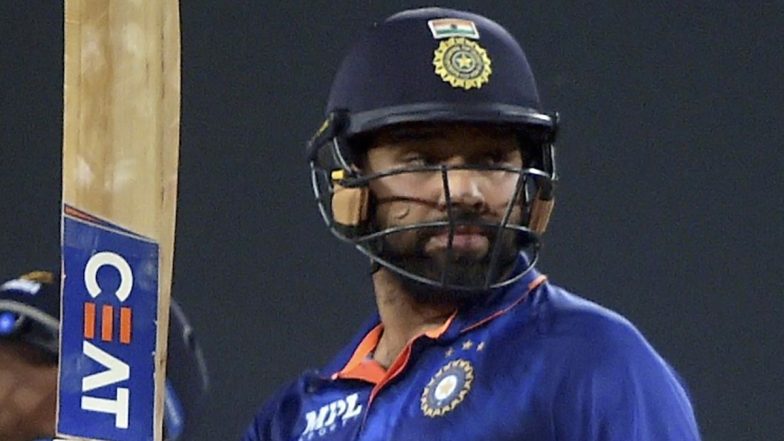 Rohit Sharma’s Twitter: रोहित शर्मा याचे ट्विटर हॅक झाल्याची शक्यता, असंबद्ध ट्विटमुळे नेटीझन्सचा अंदाज (See Post)