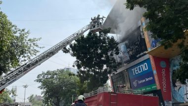 Mumbai Fire: विलेपार्ले मध्ये Prime Mall मध्ये आग; अग्निशमन दल आगीवर नियंत्रण मिळवण्याच्या प्रयत्नात