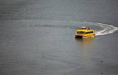 Mumbai Water Taxi: नववर्षात मुंबईकरांच्या सेवेत 'वॉटर टॅक्सी'; मुंबई ते नवी मुंबई वेगवान जलप्रवास