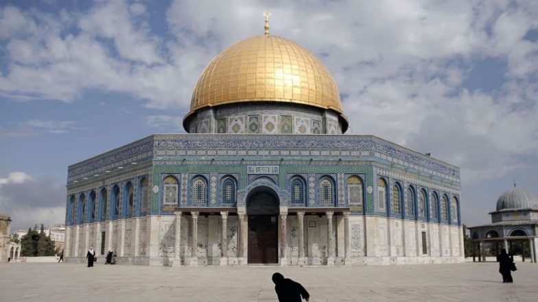 Omicron and Homosexuality: 'समलैंगिकते'मुळे पसरला कोरोनाचा व्हेरिएंट ओमायक्रॉन; Al-Aqsa Mosque च्या इमामचे वादग्रस्त वक्त्यव्य