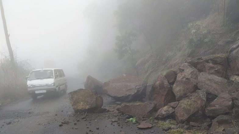 Rain in Satara: वाई-महाबळेश्वर जोडणार्‍या घाटात कोसळली दरड; सातार्‍यात जोरदार पाऊस