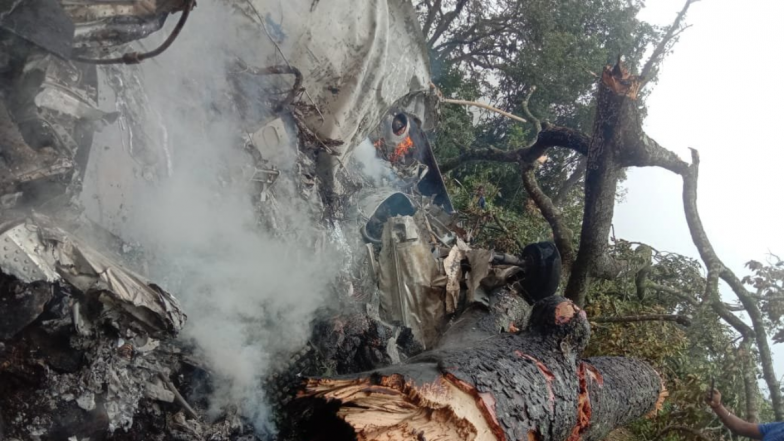 Military Chopper Crash in Tamil Nadu: लष्कराच्या हेलिकॉप्टरला झालेल्या दुर्घटनेत 14 पैकी 13 जणांचा मृत्यू झाल्याची सुत्रांची माहिती
