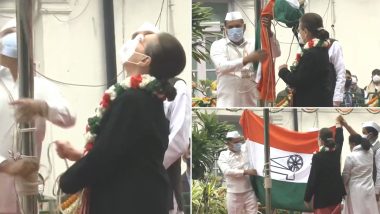 Congress 137th Foundation Day: काँग्रेस वर्धापन दिन ध्वजारोहण कार्यक्रमावेळी घडले असे काही, Sonia Gandhi झाल्या हताश