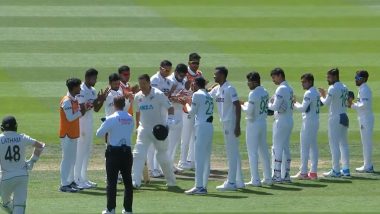 NZ vs BAN 2nd Test 2022: निरोपाच्या सामन्यात फलंदाजीला उतरलेल्या Ross Taylor याला गार्ड ऑफ ऑनर देत बांगलादेशी खेळाडूंनी केले सन्मानित, पाहा Video
