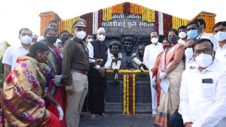 Savitribai Phule Jayanti 2022: उपमुख्यमंत्री Ajit Pawar ते Balasaheb Thorat यांनी ‘महिला शिक्षण दिना’च्या दिल्या ट्वीट द्वारा  शुभेच्छा!