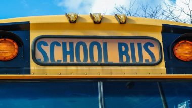 School Update: वाढत्या किमती आणि कर्मचाऱ्यांच्या तुटवड्यामुळे स्कूल बस चालकांची 35-40% फी वाढीची मागणी