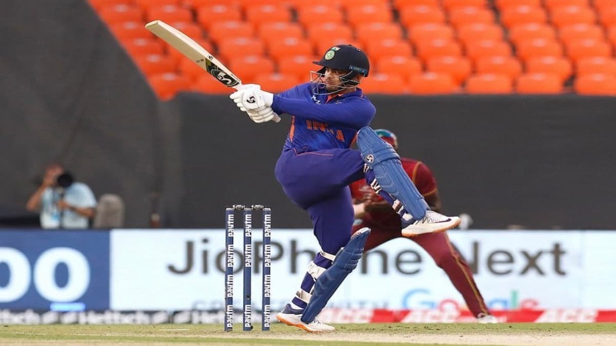 Ishan Kishan Century:  16 चौकार आणि 6 षटकार; इशान किशनचे स्फोटक शतक, विजय हजारे ट्रॉफीत खेळली वादळी खेळी