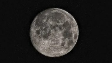 OMG! 'या' भारतीयांनी खरेदी केली चंद्रावर जमीन;  चंद्रावरील जमिनीची मालकी कोणाची? कोठे होते चंद्रावरील जमिनीची रजिस्ट्री? जाणून घ्या