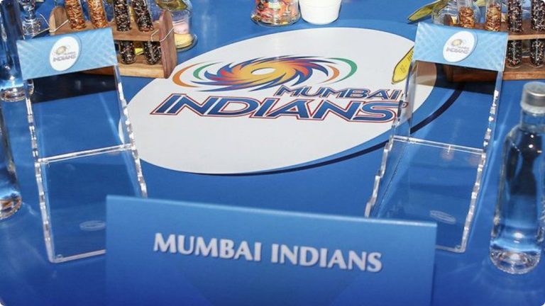 Mumbai Indians IPL 2024 च्या सामन्यांमध्ये Wankhede Stadium वरील तिकीटं ऑनलाईन विक्रीसाठी उपलब्ध;  BookMyShow वर पहा कसं विकत घ्याल तिकीट!