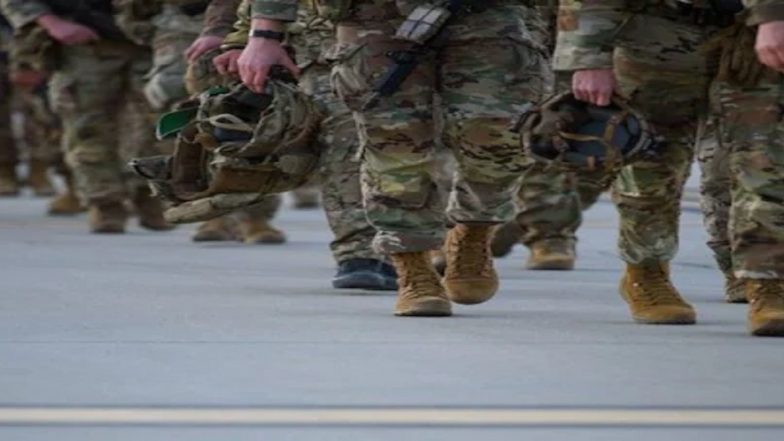 Ukraine Crisis: भारतीय नागरिक आणि विद्यार्थ्यांना दूतावासाकडून युक्रेन सोडण्याचा सल्ला