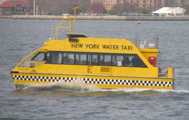 Mumbai Water Taxi: मुंबईत वॉटर टॅक्सी सेवा होणार स्वस्त;  करमाफीनंतर भाडयात करण्यात येणार कपात