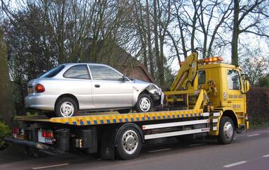 Vehicle Towing: मुंबईत वाहतूक पोलिसांना एका आठवड्यासाठी वाहन टोईंग करणे थांबण्याचा पोलिस आयुक्तांचा आदेश