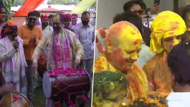 Dhulivandan 2022: केंद्रीय संरक्षण मंत्री Rajnath Singh  ते  Mukhtar Abbas Naqvi, Manish Sisodia राजकीय मंडळीही रंगले धूळवडीच्या रंगात; पहा त्यांच्या धुलिवंदनाचं सेलिब्रेशन