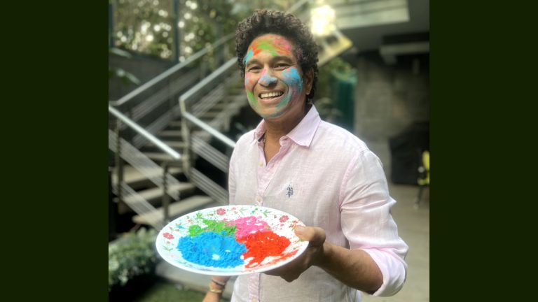 Happy Holi 2022: सचिनने धुलिवंदनाच्या दिल्या खास शुभेच्छा