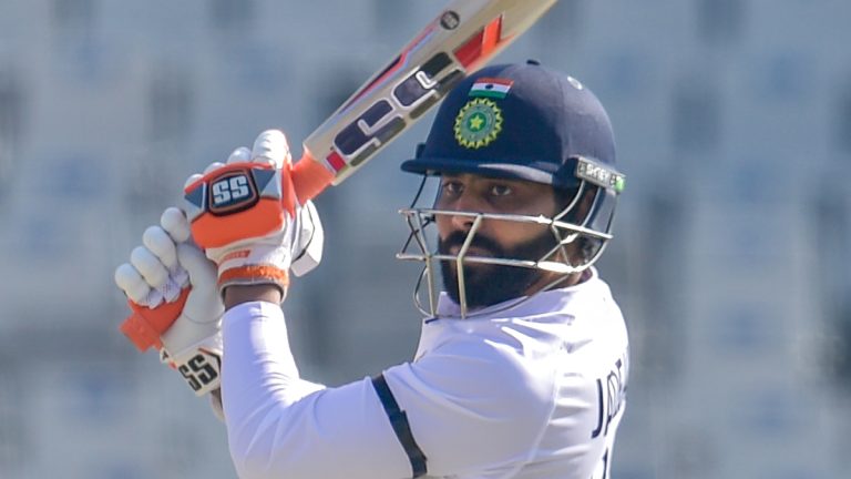 IND vs SL 1st Test Day 2: रविंद्र जाडेजा याच्या शतकासमोर श्रीलंकन गोलंदाज हतबल, लंच पर्यंत भारताचा स्कोर 468/7