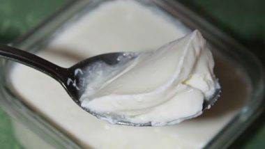 Health Benefits Of Curd: दररोज दही खाण्याचे आश्चर्यकारक फायदे, जाणून व्हाल चकित