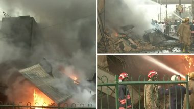Delhi Fire: दिल्लीतील आझाद मार्केट परिसरातील 5 दुकानांना आग