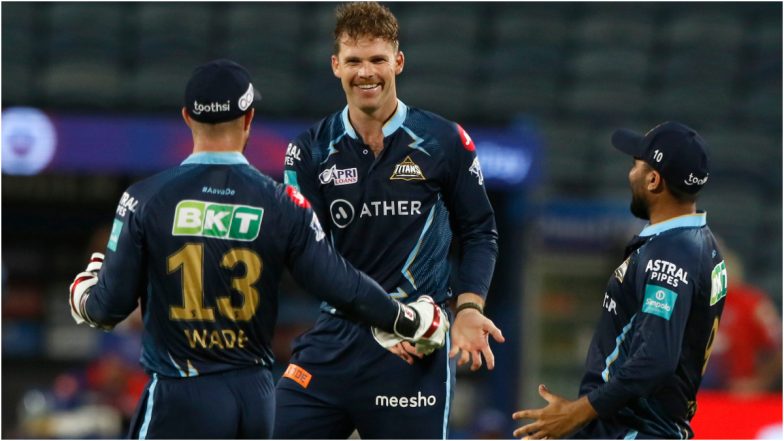IPL 2022, GT vs DC Match 10: ऋषभ पंतच्या दिल्लीला धोबीपछाड, लॉकी फर्ग्युसन याच्या शानदार गोलंदाजीने गुजरातचा 14 धावांनी विजय