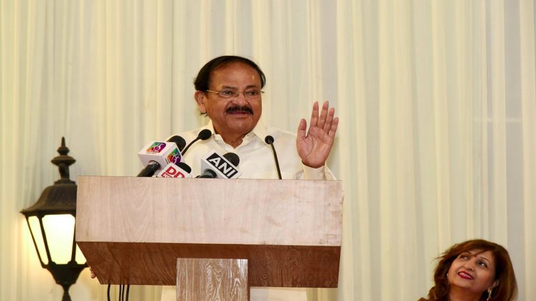 M Venkaiah Naidu: आरोग्याच्या पायाभूत सुविधांच्या बळकटीकरणात खासगी क्षेत्राचा सहाभाग वाढावा- व्यंकय्या नायडू