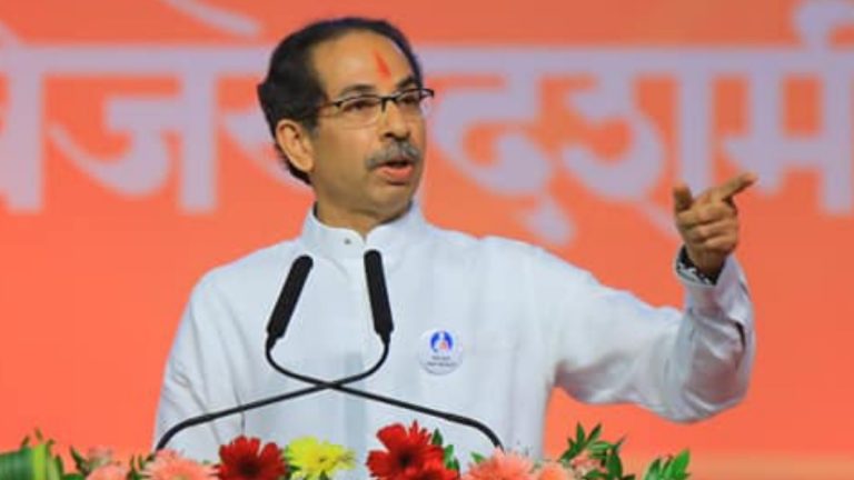 Shiv Sena New Symbol: निवडणूक आयोगाच्या आदेशानंतर उद्धव ठाकरे गटाने सादर केली पर्यायी चिन्हे व नावे