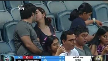 IPL 2022: आईपीएल सामन्यादरम्यान चुंबन घेतलेल्या जोडप्याचा फोटो व्हायरल; नेटीझन्सनी शेअर केले मजेदार मीम्स