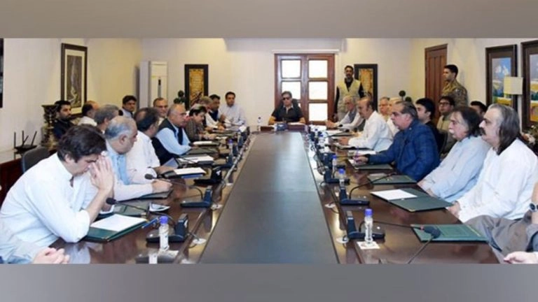 अविश्वास ठराव गमावल्यानंतर इम्रान खान यांनी घेतली PTI संसदीय मंडळाची पहिली बैठक