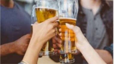 Beer Made From Urine: 'या' देशात बनवली जाते लघवी आणि सांडपाण्यापासून बिअर; जगातील सर्वात इको-फ्रेंडली बिअर प्यायची रिस्क तुम्ही घेऊ शकता का?
