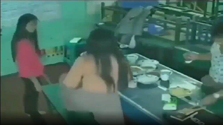 Viral Video: चांगलंचुंगलं खायला बनवलं, फोटोच्या नादात सांडून गेलं; महिलेसोबत असं काय घडलं? पाहा व्हिडिओ